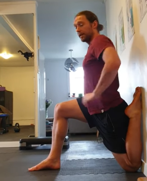 Couch Stretch