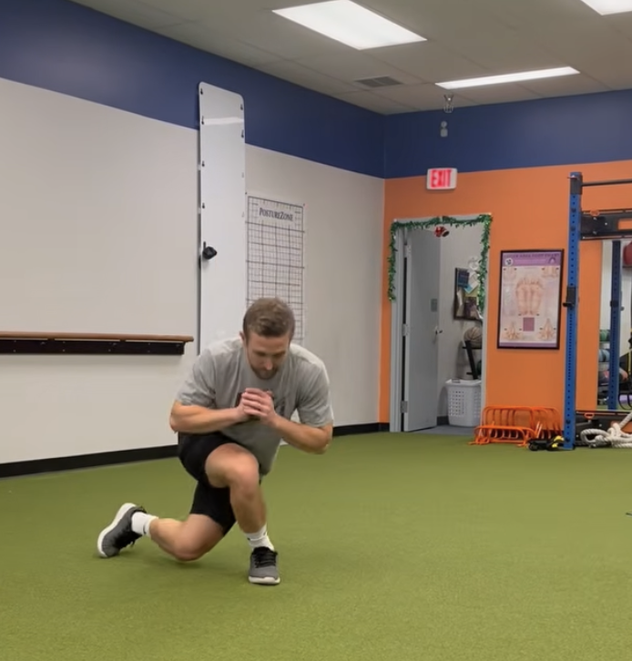 Curtsy Lunges